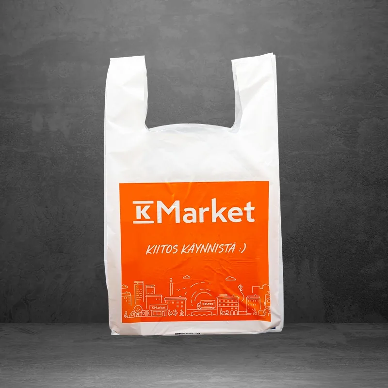Valkoinen K-Market-muovikassi